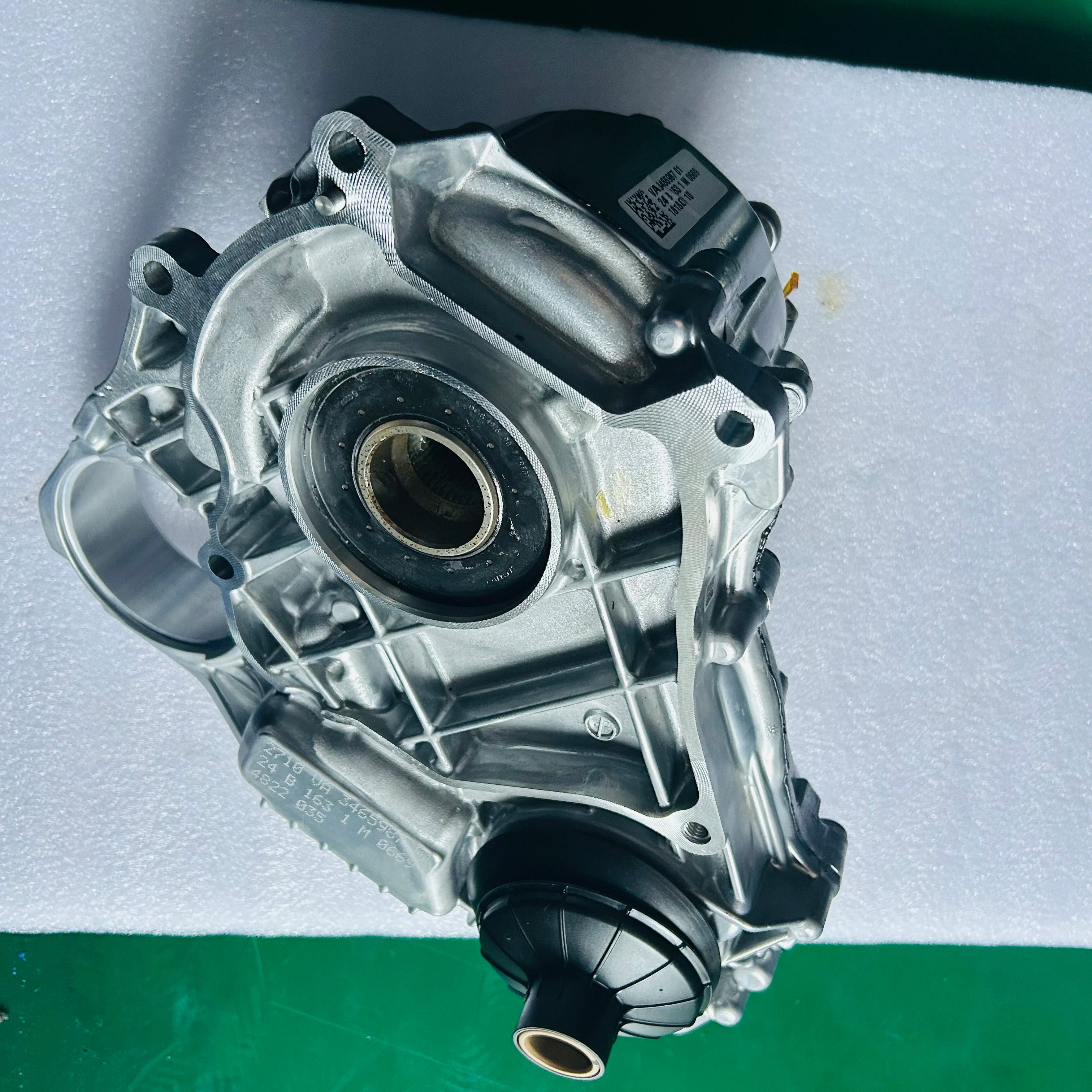 ATC13 Transfer Case Assembly with Actuator for BMW G20 G30 G01 G05 XDrive