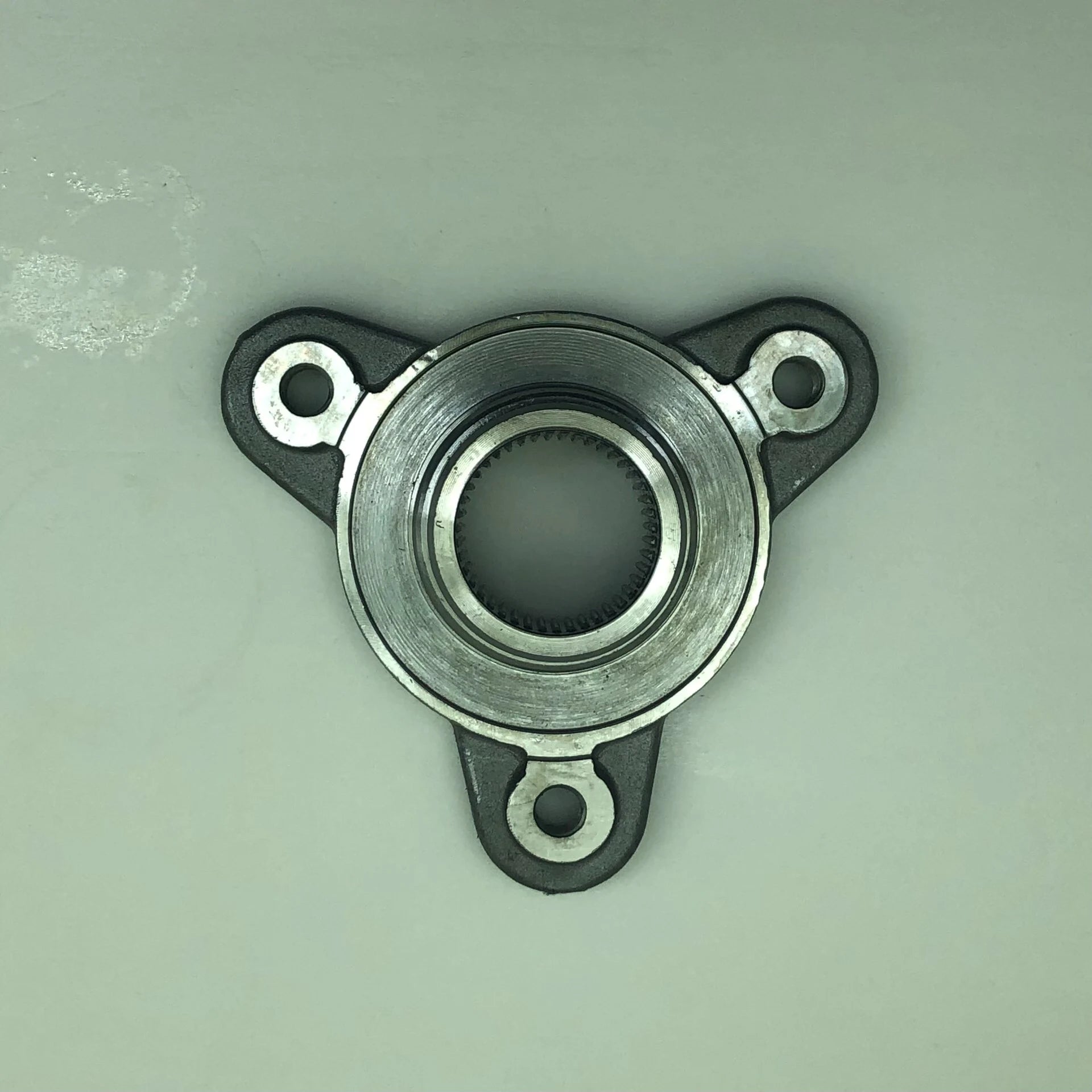 OEM ATC35L Transfer Case Output Flange for BMW F15 X5 F10 5 Series AWD Transfer Case Output Shaft Flange