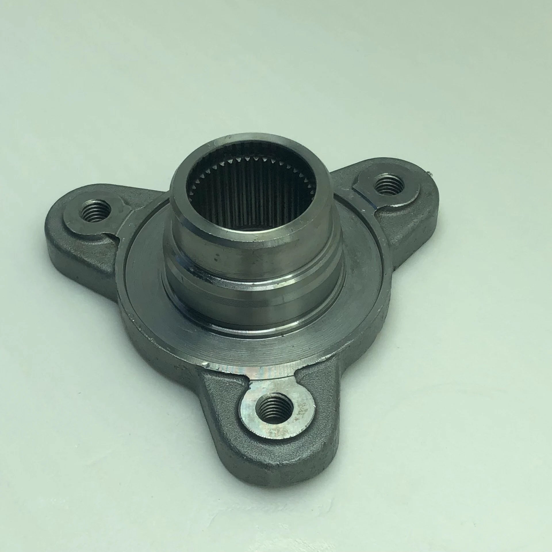 OEM ATC35L Transfer Case Output Flange for BMW F15 X5 F10 5 Series AWD Transfer Case Output Shaft Flange